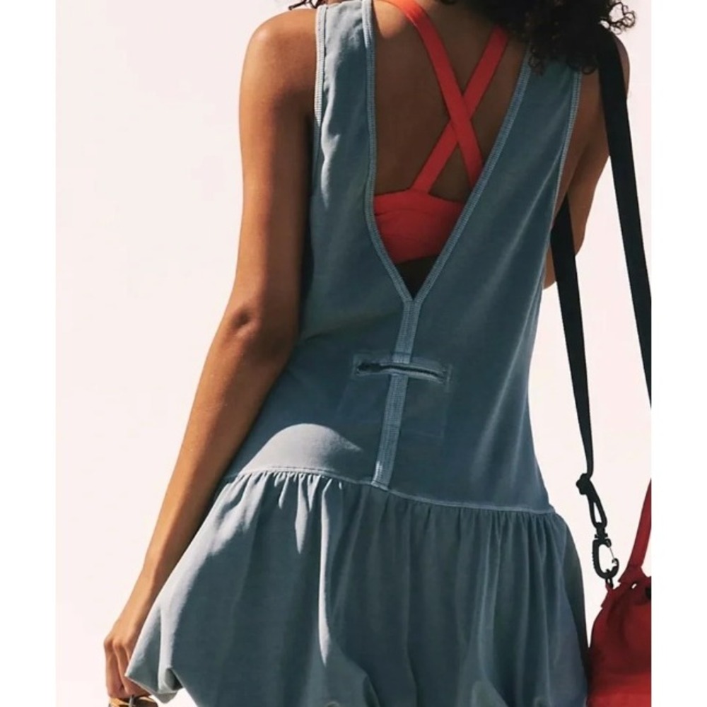 Free People sz M Hot Shot bubble mini dress light grey O